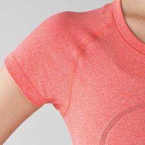 Size 4 - Lululemon Swiftly Tech Short Sleeve Crew